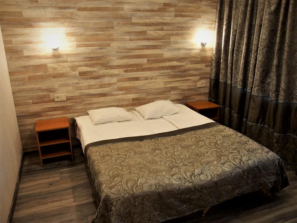 Urusel Guesthouse Tallinn Bagian luar foto