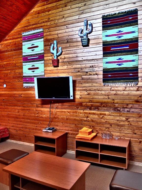 Urusel Guesthouse Tallinn Ruang foto